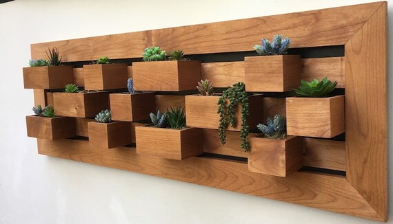Wood-Wall-Planter